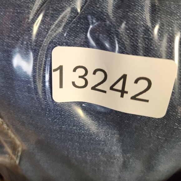 Levi's Classic Bootcut Womens Jeans Size 14 Blue Dark Wash Mid Rise Good Stretch - Picture 11 of 11